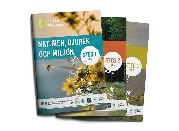 Natur och miljöböcker ligger travade